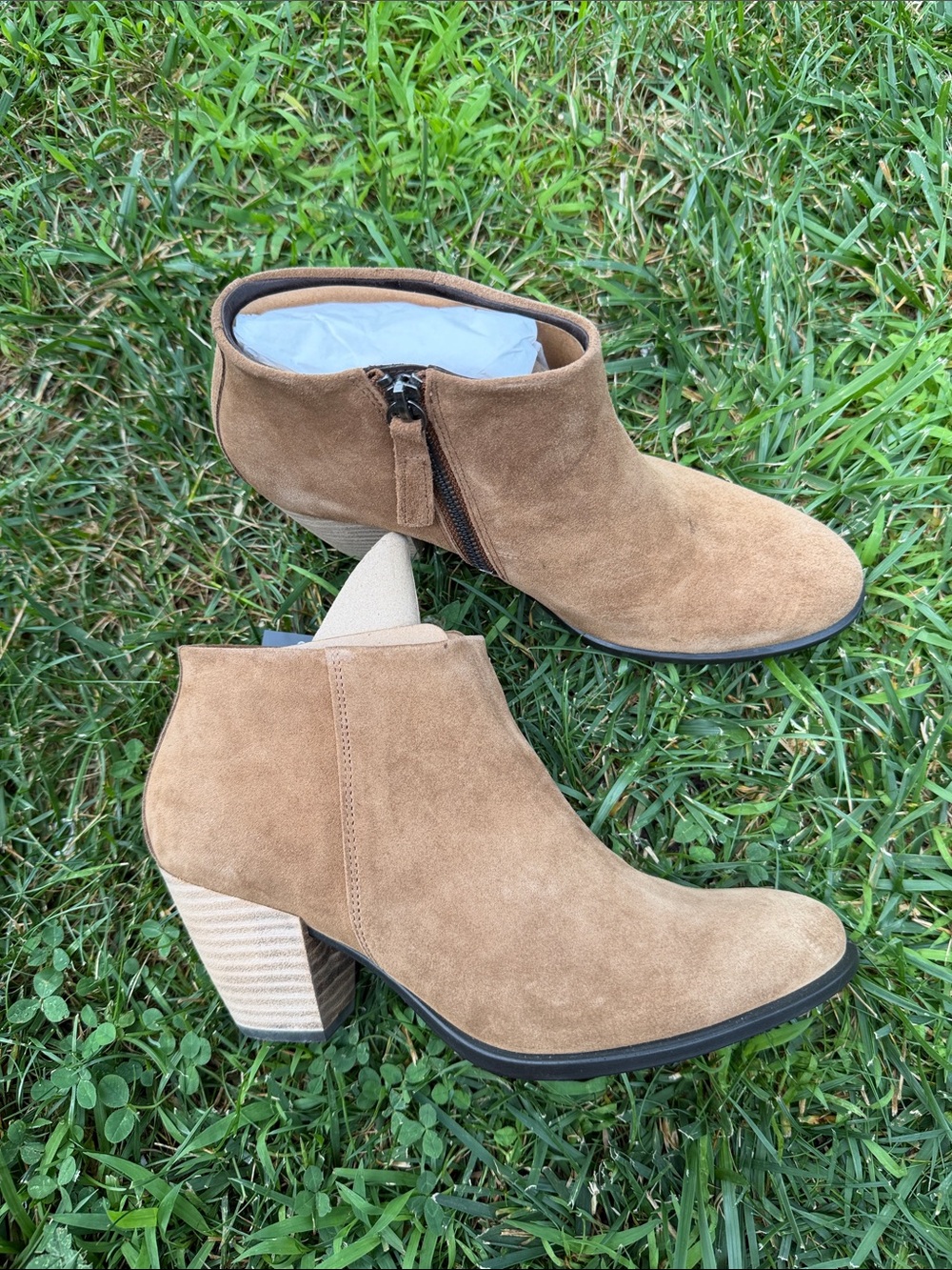 ECCO Women’s Tan Suede Ankle Booties